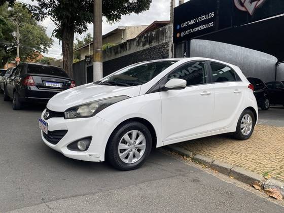 HYUNDAI HB20 1.0 COMFORT PLUS 12V FLEX 4P MANUAL HYUNDAI HB20 1.0 COMFORT PLUS 12V FLEX 4P MANUAL